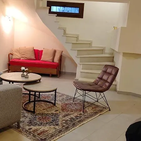 Apartment Homel Oasis Central Maisonette 3bd Garden Patio