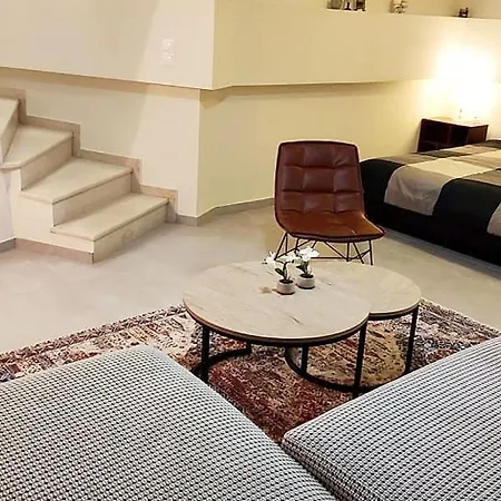 Homel Oasis Central Maisonette 3bd Garden Patio * Kalambaka