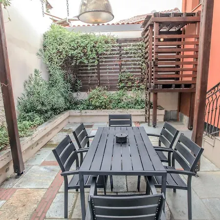 Homel Oasis Central Maisonette 3bd Garden Patio